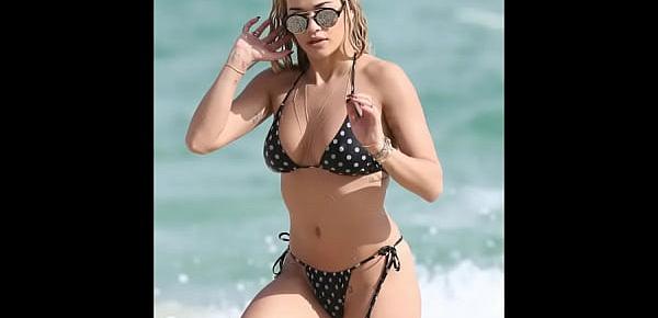  Rita Ora in Bikini in Miami